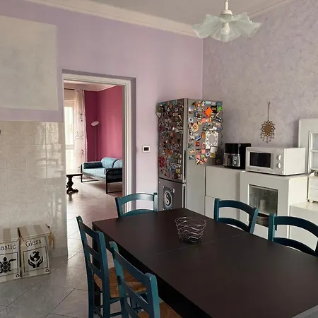 Guesthost - Sinergie Creative * Alessandria
